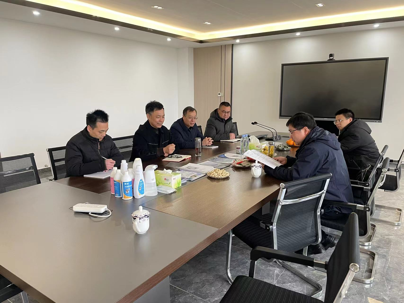 徐良平新春莅临萍聚德科技走访慰问
